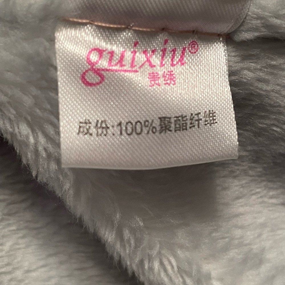 EUC - GuiXiu Super Plush Penquin PJ's in Ice Blue - Medium - Picture 6 of 9